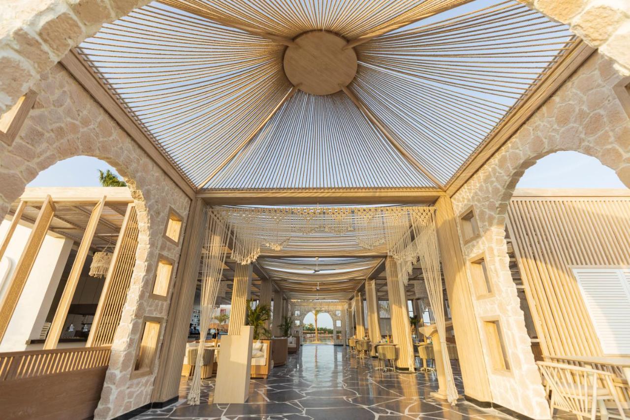 Sunrise Crystal Bay Resort -Grand Select (Adults Only) Hurghada Exterior foto The interior of the museum