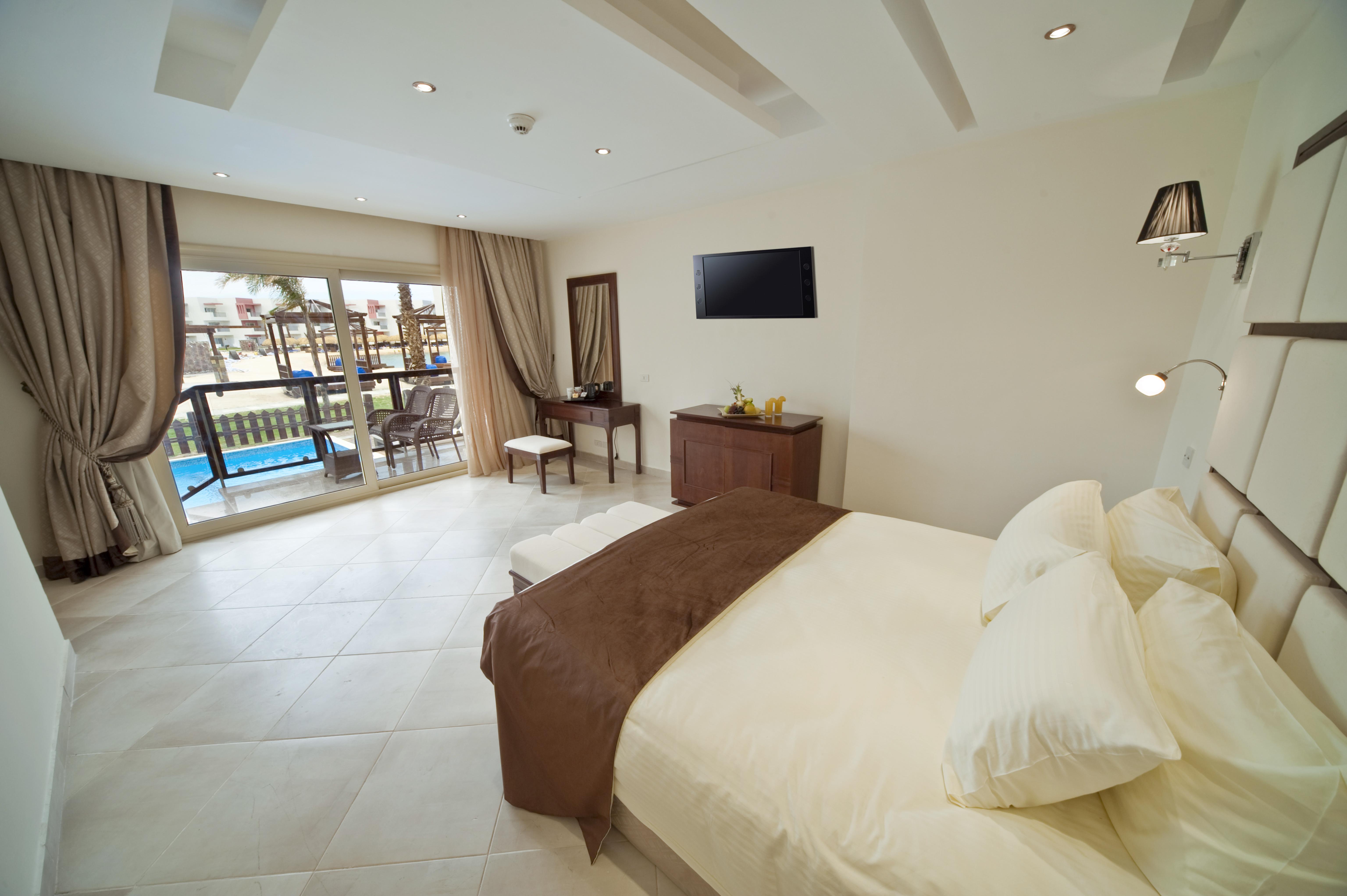 Sunrise Crystal Bay Resort -Grand Select (Adults Only) Hurghada Exterior foto A hotel room