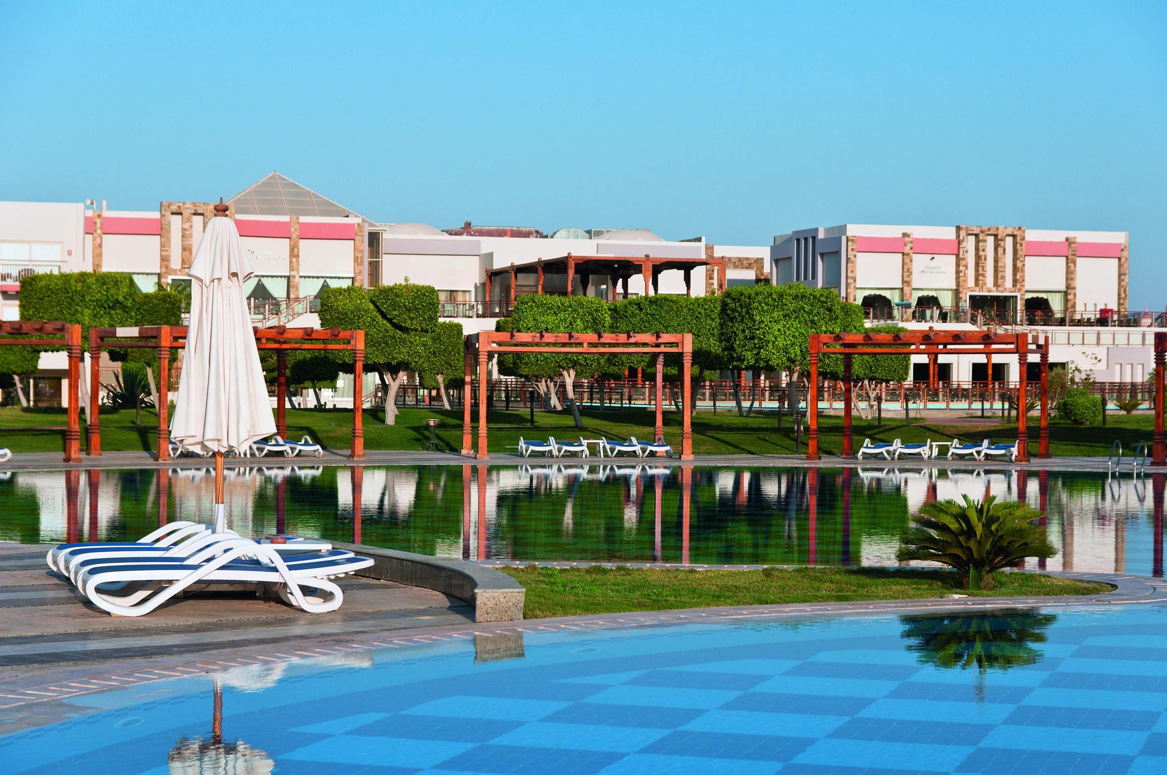 Sunrise Crystal Bay Resort -Grand Select (Adults Only) Hurghada Exterior foto El Alamein